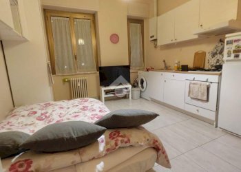 One-room apartment Via Marazzani, Milano (neighborhood Cimiano) - photo 1