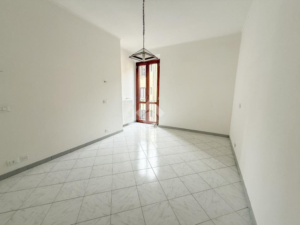 Bilocale Via Gustavo Fara, Milano (zona Repubblica) - foto 1