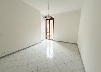 Bilocale Via Gustavo Fara, Milano (zona Repubblica) - foto 1