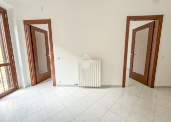 Bilocale Via Gustavo Fara, Milano (zona Repubblica) - foto 2