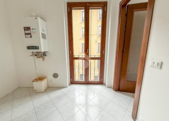 Bilocale Via Gustavo Fara, Milano (zona Repubblica) - foto 3