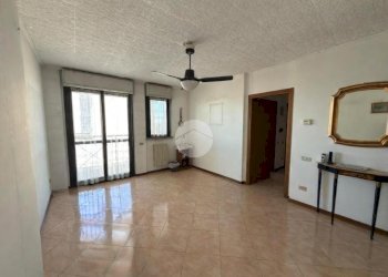 Two-room apartment Via Francesco Gonin, Milano (neighborhood Giambellino) - photo 3