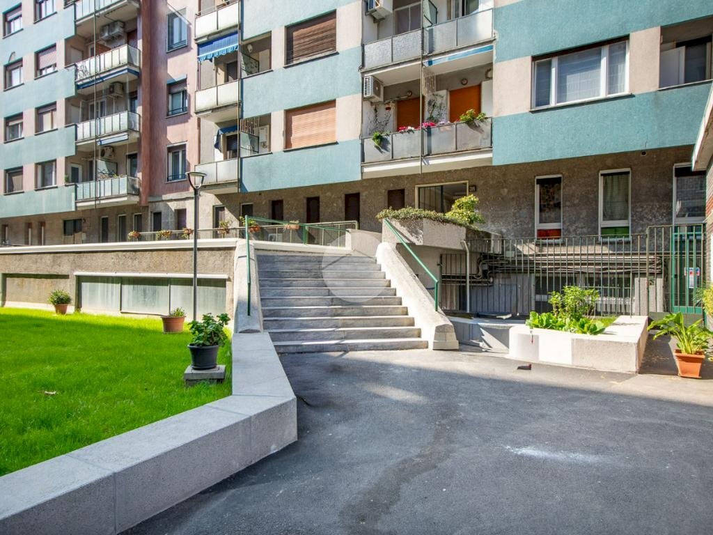 Appartamento Via Lorenteggio, Milano (zona Giambellino) - foto 3