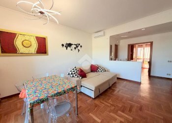 Quadrilocale Via paradiso, Genova (zona Cornigliano) - foto 1