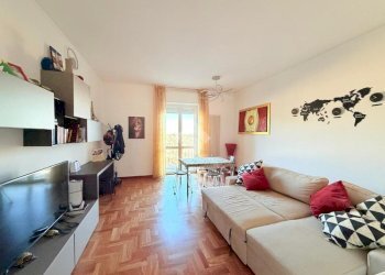 Quadrilocale Via paradiso, Genova (zona Cornigliano) - foto 3