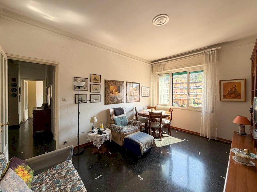 Trilocale Via Faliero Vezzani, Genova (zona Rivarolo) - foto 1