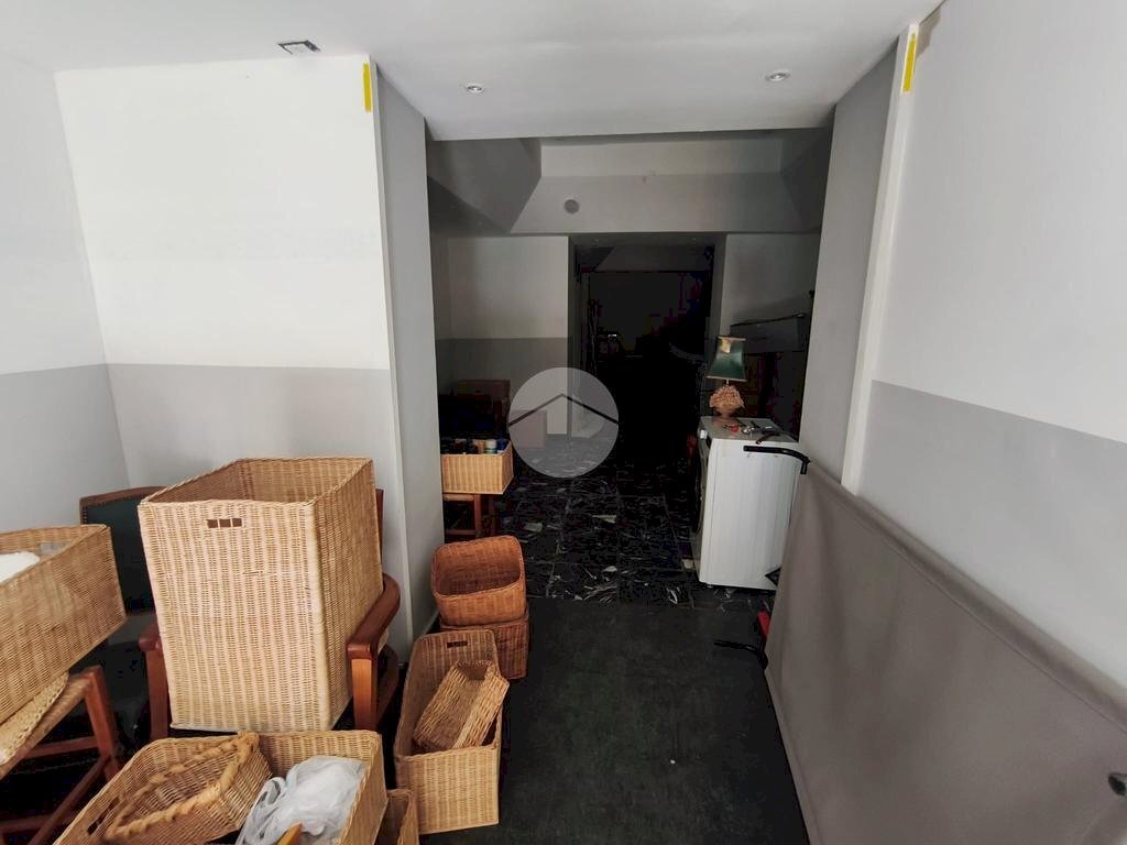 Shop Via Walter fillak, Genova (neighborhood Certosa) - photo 3