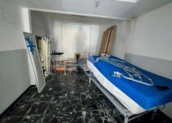 Shop Via Walter fillak, Genova (neighborhood Certosa) - photo 6