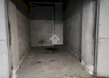 Box Via Newton, Novara - photo 1