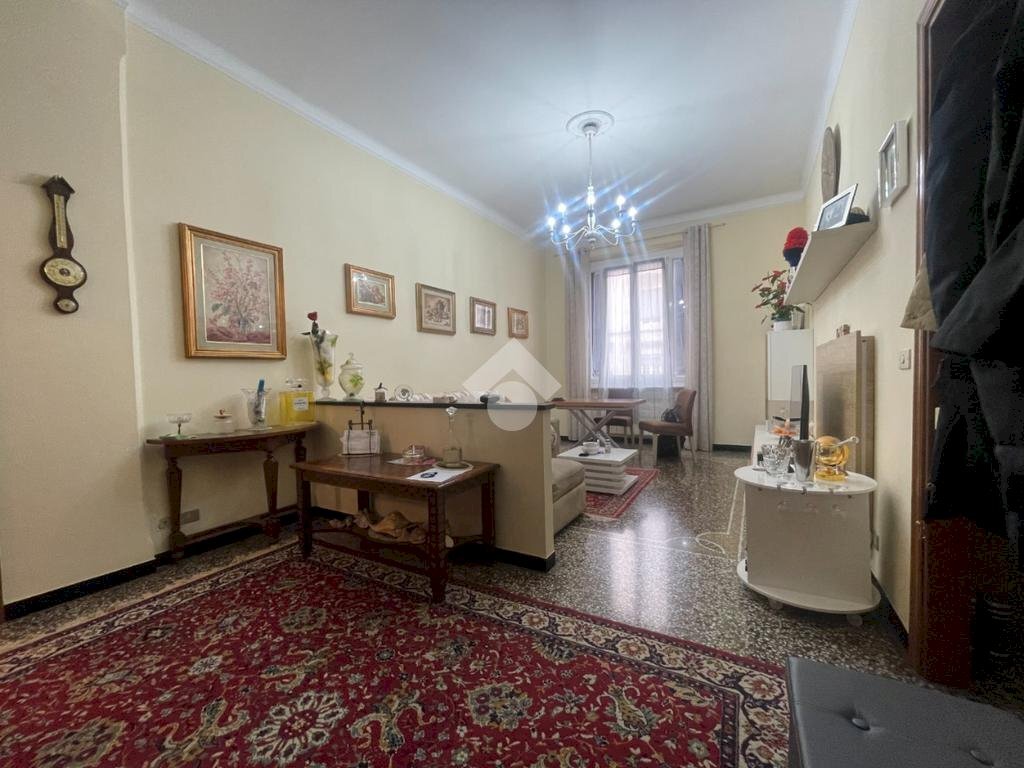 Appartamento Via Bonifacio, Genova (zona Marassi) - foto 2