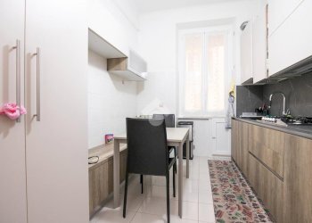 Apartment Via Bonifacio, Genova (neighborhood Marassi) - photo 7