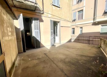 Three-room apartment Via della repubblica, Imperia - photo 1