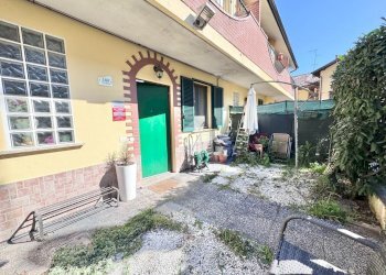 Villa a Schiera Via Roma, Vellezzo Bellini - foto 27