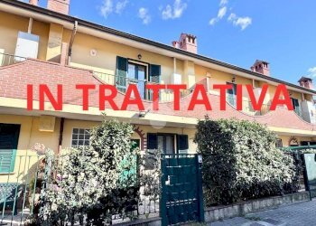 Terraced Villa Via Roma, Vellezzo Bellini - photo 1
