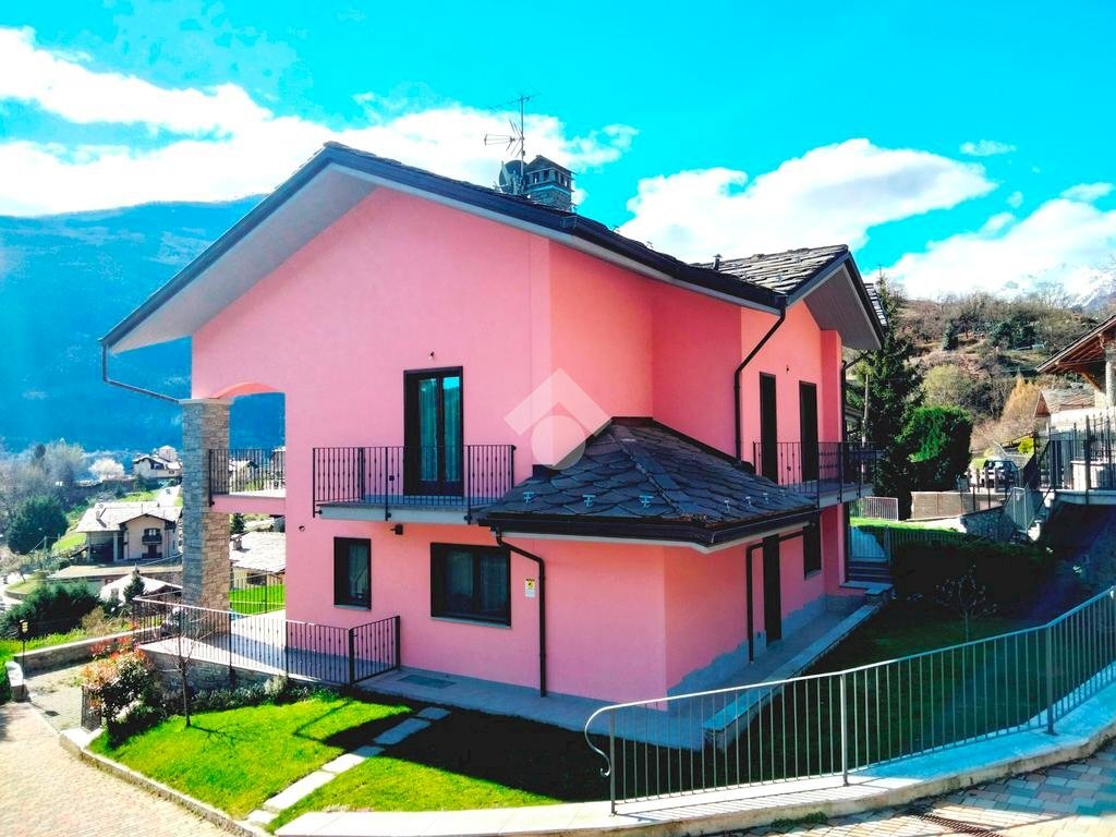 Three-room apartment Frazione Rovine, Sarre - photo 1