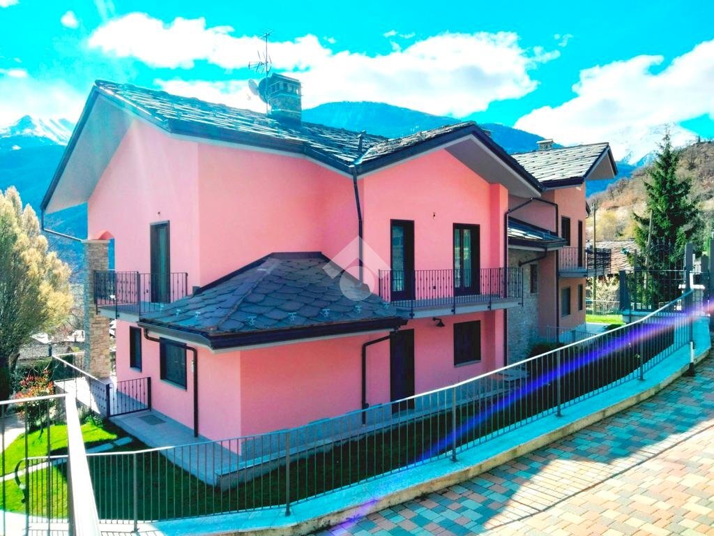 Three-room apartment Frazione Rovine, Sarre - photo 2