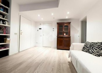 Three-room apartment Via Fabio Filzi, Peschiera Borromeo - photo 12