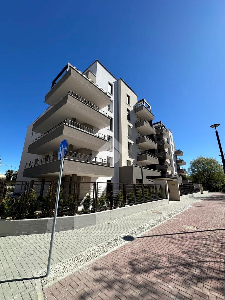 Four-room apartment Via Gagarin, Paullo - photo 1