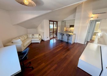 Three-room apartment Via Michelangelo buonarroti, Paullo - photo 1