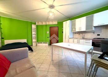 Monolocale Via flora, Legnano - foto 1