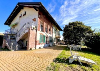 Villa Trifamiliare Località San Martino, Moncucco Torinese - foto 1