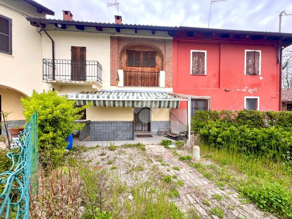 Semi-detached house Via Piollo, Cossombrato - photo 1