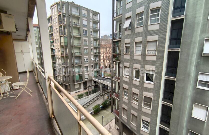 Bilocale via Cenisio, 55/a, Milano - foto 1