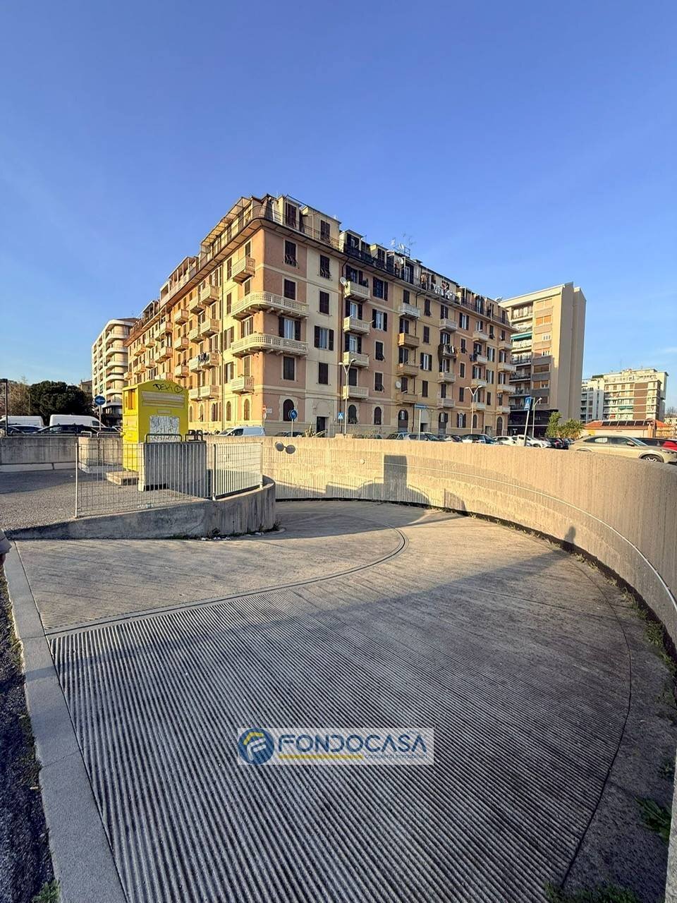 Foto 1 - Box Piazza Aldo Moro, Savona - photo 1
