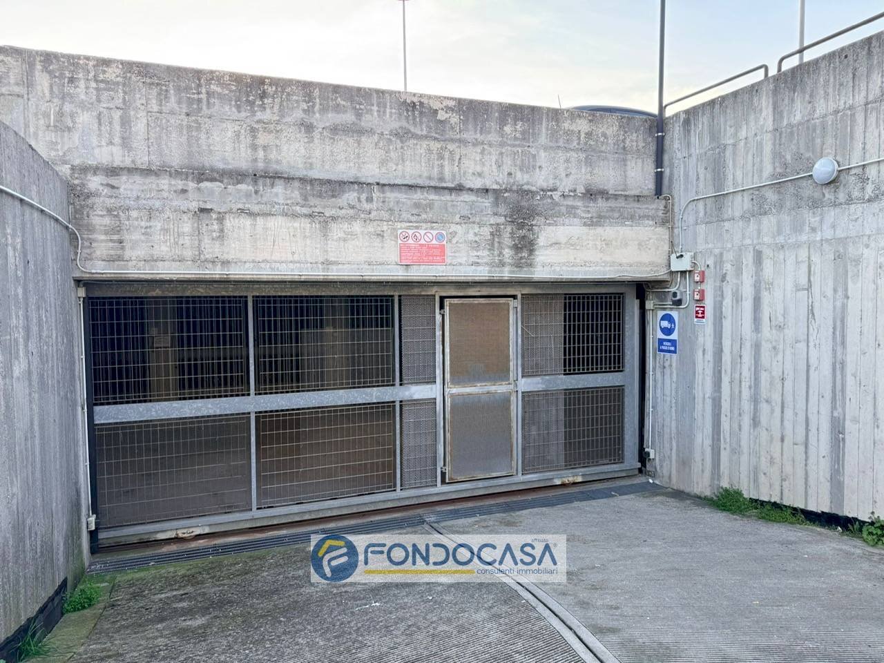 Foto 2 - Box Piazza Aldo Moro, Savona - photo 2
