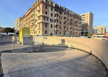Foto 1 - Box Piazza Aldo Moro, Savona - photo 1