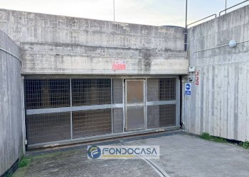 Foto 2 - Box Piazza Aldo Moro, Savona - photo 2