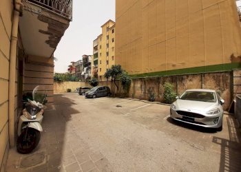 Cortile - Attico Via Aniello Falcone
 
13, Casavatore - foto 22