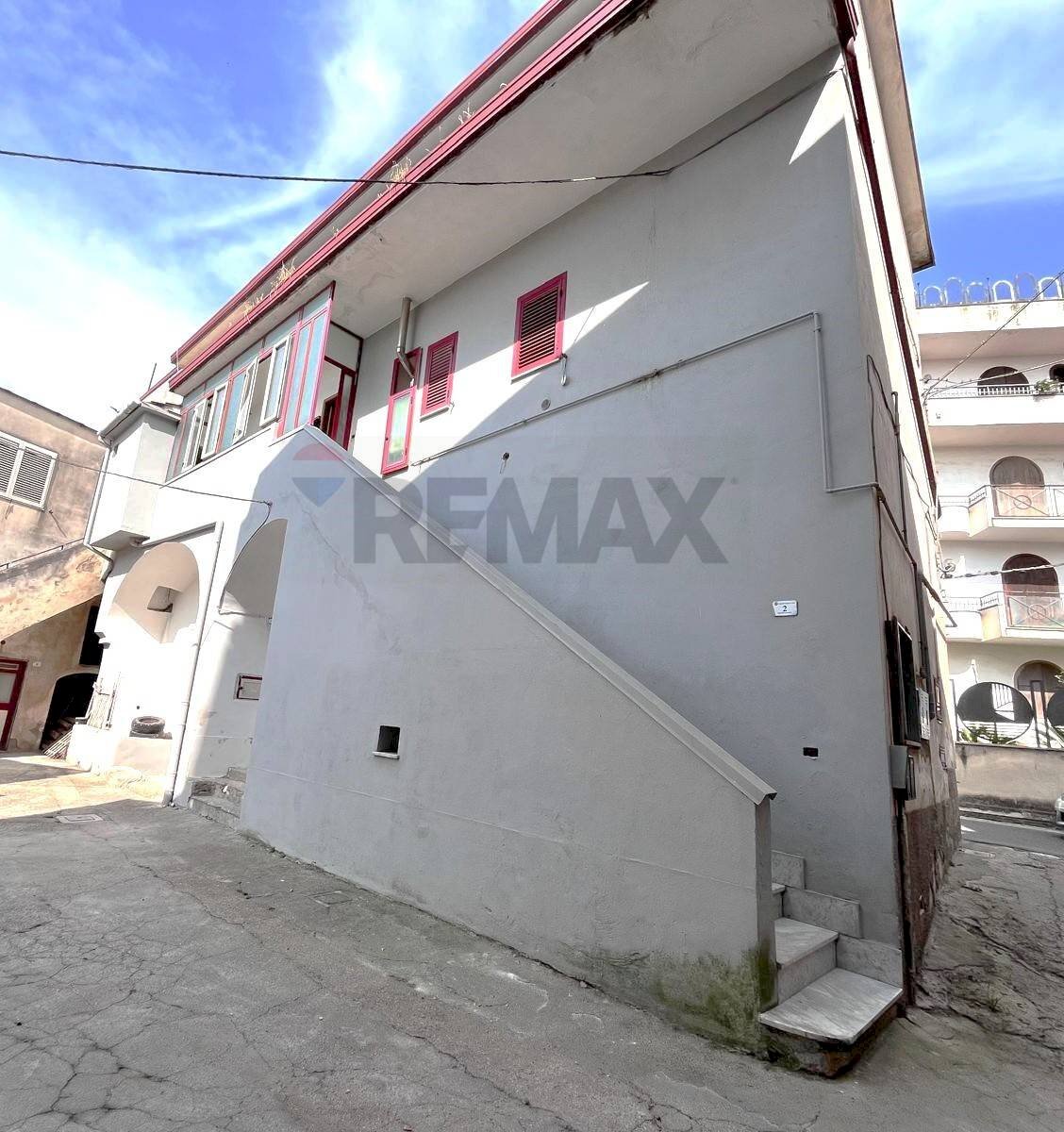 Edificio all\'aperto - Casa semi indipendente Santa Maria a Vico - foto 1