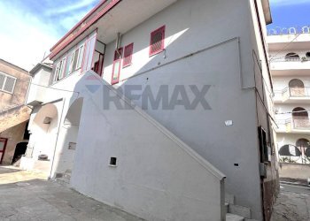 Edificio all\'aperto - Casa semi indipendente Santa Maria a Vico - foto 1