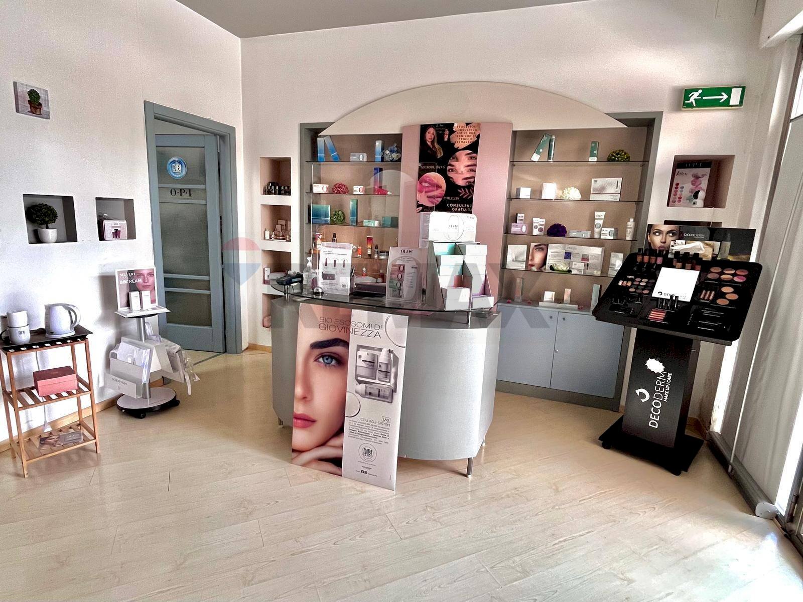 Cucina - Commercial Activity Via Benevento
 
193, Casalnuovo di Napoli - photo 1