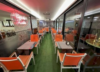 Sala da pranzo - Negozio viale Milanofiori strada 3, Assago - foto 14