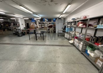 Dispensa di stoccaggio - Negozio viale Milanofiori strada 3, Assago - foto 26