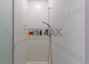 Bagno - Quadrilocale Via Tenente Francesco De Liguori
 
17, Bari - foto 9