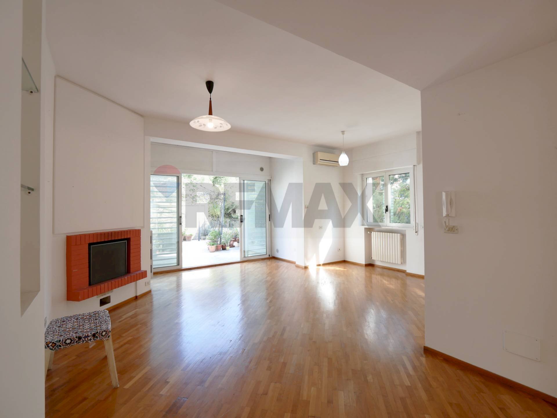 Stanza vuota - Trilocale Via Papa Benedetto XIII
 
13, Bari - foto 3