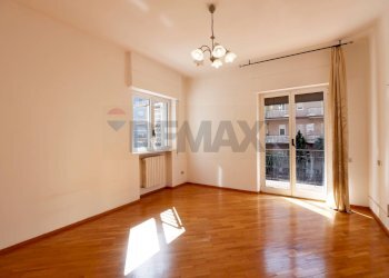 Stanza vuota - Trilocale Via Papa Benedetto XIII
 
13, Bari - foto 13