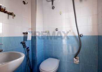 Bagno - Trilocale Via Papa Benedetto XIII
 
13, Bari - foto 16