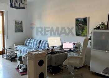 Soggiorno - Quadrilocale Corso Don Luigi Sturzo
 
83, Trani - foto 5