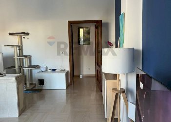 Soggiorno - Quadrilocale Corso Don Luigi Sturzo
 
83, Trani - foto 6