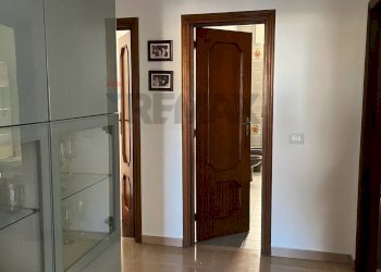 Hall / corridoio - Quadrilocale Corso Don Luigi Sturzo
 
83, Trani - foto 9