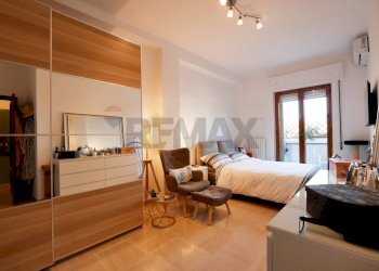 Camera / camera da letto - Quadrilocale Corso Don Luigi Sturzo
 
83, Trani - foto 8