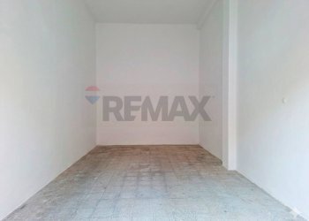 Box auto - Quadrilocale Corso Don Luigi Sturzo
 
83, Trani - foto 18