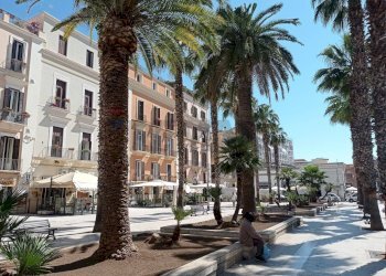 Edificio all\'aperto - Bilocale Corso Vittorio Emanuele
 
33, Bari - foto 1