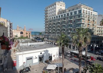 Edificio all\'aperto - Bilocale Corso Vittorio Emanuele
 
33, Bari - foto 10