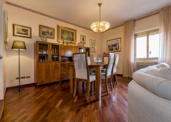 Sala da pranzo - Appartamento Via Guido Cavalcanti
 
5, Palermo - foto 10