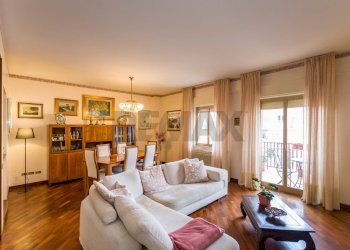 Sala da pranzo - Appartamento Via Guido Cavalcanti
 
5, Palermo - foto 37